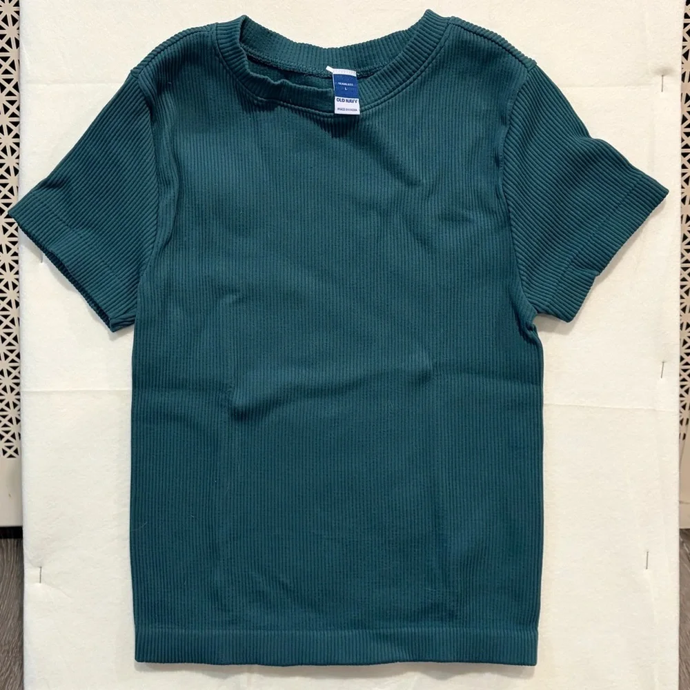 Old Navy stretchy tee bundle - Picture 4 of 5